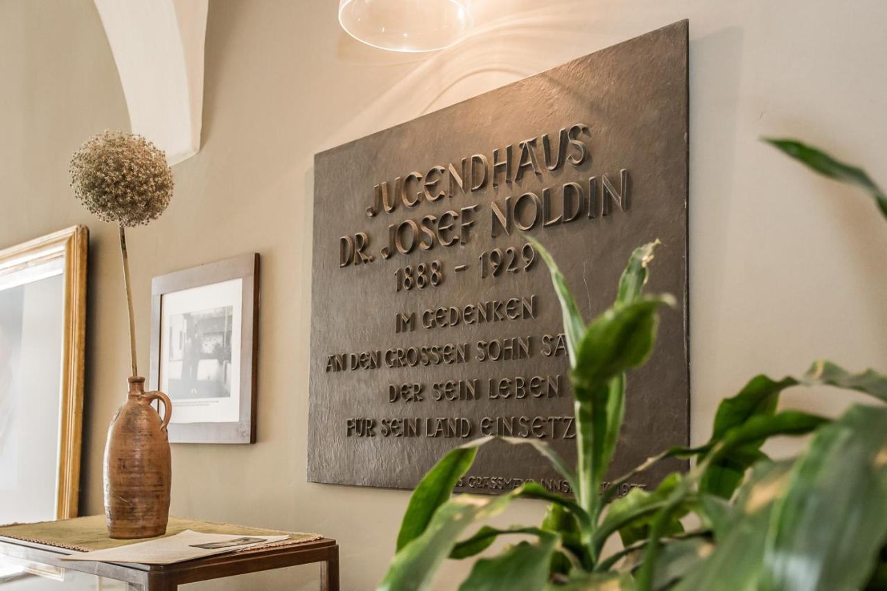 Haus Noldin - Historische Herberge - Dimora Storica Salorno Dış mekan fotoğraf