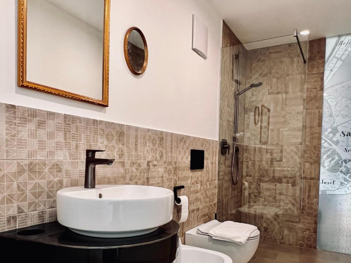Haus Noldin - Historische Herberge - Dimora Storica Salorno Dış mekan fotoğraf